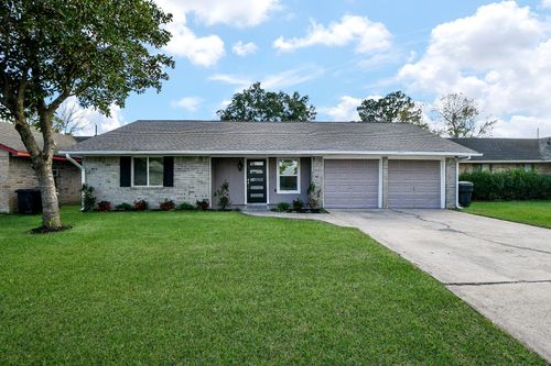 10519 Norton Dr, Houston, TX, 77043-2014 | Card Image