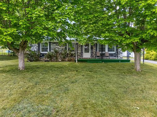 270 S 14th St, Wytheville, VA, 24382-2402 | Card Image