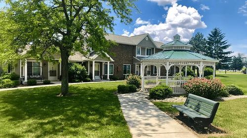 1800 Oakwood Ave, Napoleon, OH, 43545-9396 | Card Image