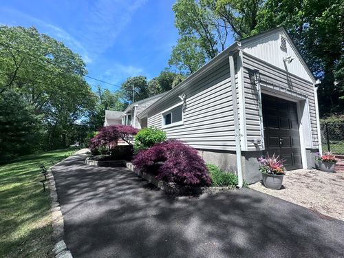 268 Gloria Blvd, Hauppauge, NY, 11788-4456 | Card Image
