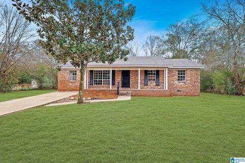 111 Shields Dr, Talladega, AL, 35160-3738 | Card Image