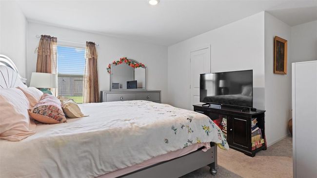 13912 Manatee St, House other with 3 bedrooms, 2 bathrooms and 2 parking in Splendora TX | Image 13