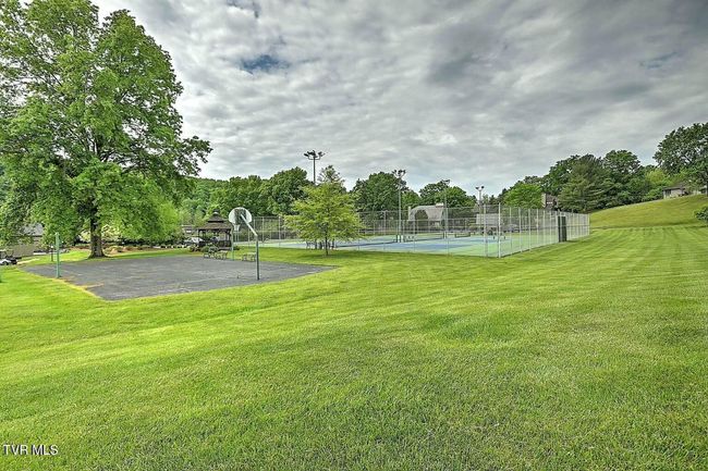 55 Grove Hill Rd, House other with 3 bedrooms, 4 bathrooms and null parking in Kingsport TN | Image 91