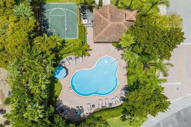 4415 Regal Ct, Townhouse with 4 bedrooms, 4 bathrooms and null parking in Delray Beach FL | Image 5