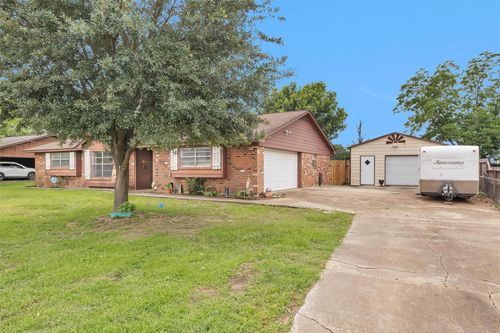 208 Gerald Street, Willis, TX, 77378 | Card Image