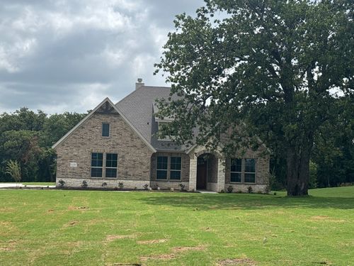 132 Oak Grove Way, Springtown, TX, 76082-0015 | Card Image