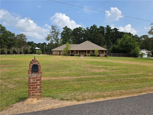 109 Belle Trace Rd, Lecompte, LA, 71346-4730 | Card Image