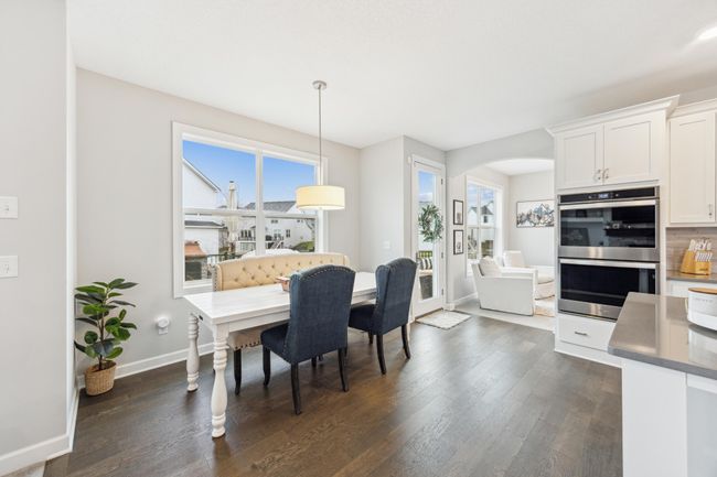 Casual dining off the kitchen. | Image 12