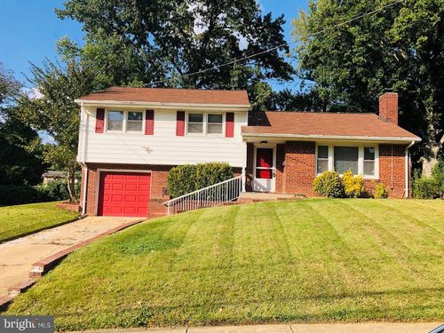 7110 Cindy Ln, ANNANDALE, VA, 22003-5812 | Card Image