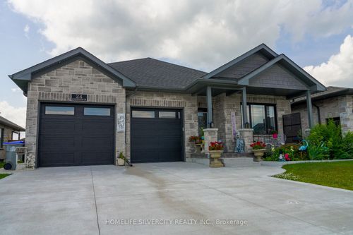 24 Winchester Cres, Listowel, ON, N4W0J8 | Card Image