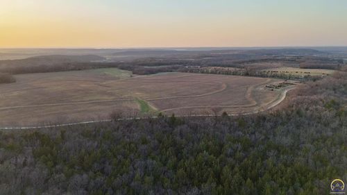 1237 N 900 Rd, Lawrence, KS, 66047 | Card Image