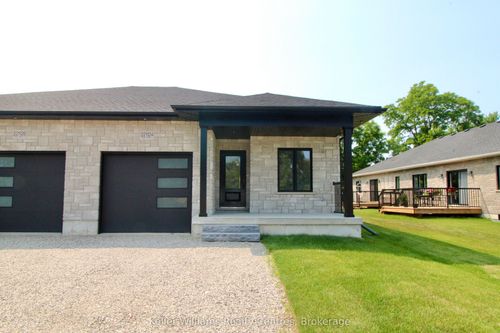 221124 Grey Road 4, West Grey, ON, N0G2M0 | Card Image