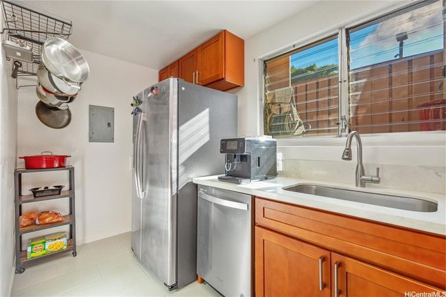 APT-85 - 92-1044 Kanehoa Loop, Condo with 3 bedrooms, 2 bathrooms and 2 parking in Kapolei HI | Image 4