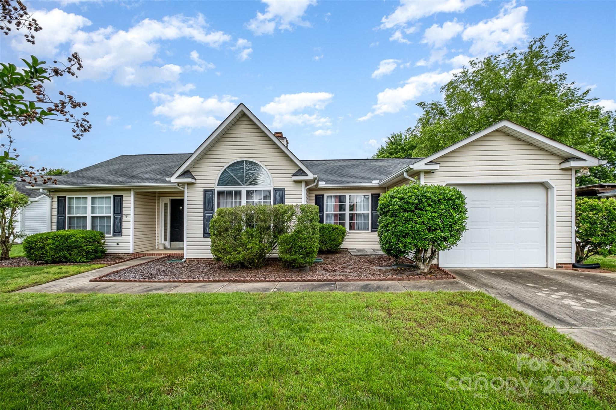 Cochran Farm Rd, Concord, NC 28027