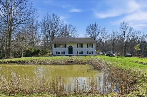 9800 Williams Rd, Diamond, OH, 44412-9729 | Card Image