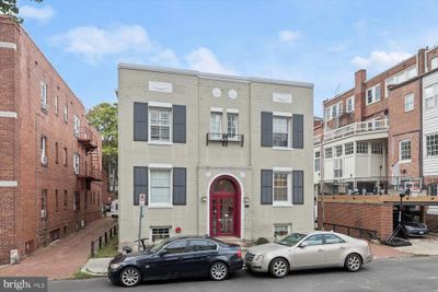 5 - 1828 Riggs Place Nw, Condo with 2 bedrooms, 2 bathrooms and null parking in WASHINGTON DC | Image 1