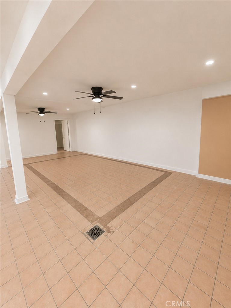 Commercial Lease in Bloomington 4