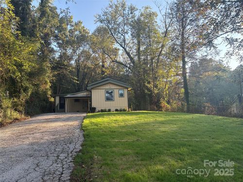 48 Elliott Rd, Brevard, NC, 28712-9410 | Card Image