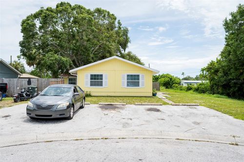 2820 Oaklawn Ave, LARGO, FL, 33771-2584 | Card Image