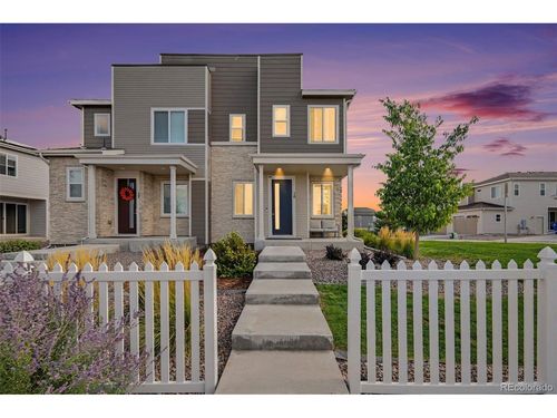 10 N Trussville St, Aurora, CO, 80018-1928 | Card Image
