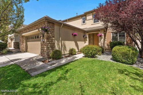 10825 Pebble Hill Dr, Reno, NV, 89521-8330 | Card Image