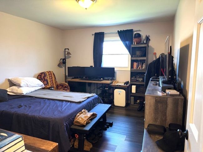 962 Crestville Ct, Home with 3 bedrooms, 2 bathrooms and 1 parking in Gurnee IL | Image 4