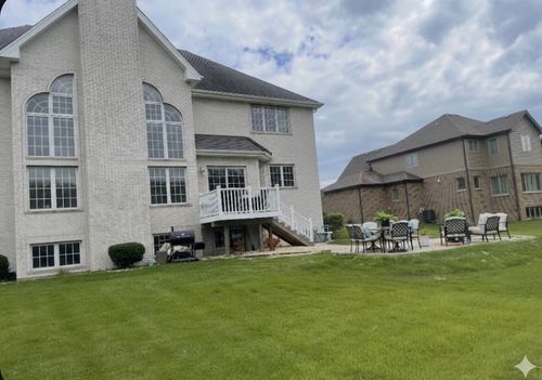 7650 Pineview Ln, Frankfort, IL, 60423-4203 | Card Image