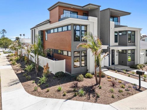 1075 Opal St, San Diego, CA, 92109-1829 | Card Image
