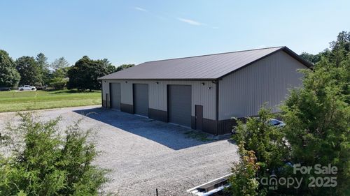 136 Longview Rd, Statesville, NC, 28625-1117 | Card Image