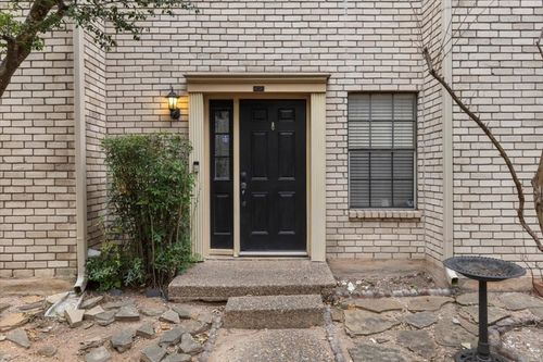 apt-212-8400 Jamestown Dr, Austin, TX, 78758-7938 | Card Image