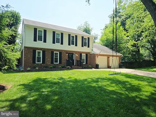 2411 Popkins Ln, ALEXANDRIA, VA, 22306-2446 | Card Image