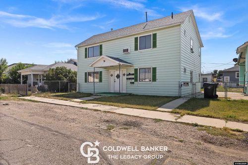 1011 E B St, Casper, WY, 82601-2265 | Card Image