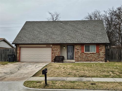 11901 E 27th Street, Tulsa, OK, 74129 | Card Image