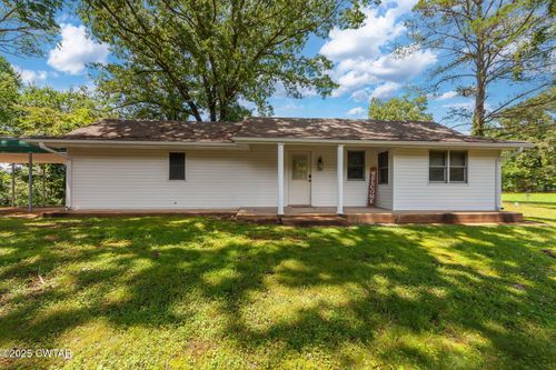 6495 State Route 100 E, Henderson, TN, 38340-2757 | Card Image