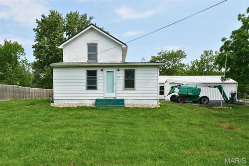 713 E Warren St, Bunker Hill, IL, 62014-1175 | Card Image