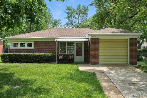 9040 Guthrie Ave, Saint Louis, MO, 63134-3426 | Card Image