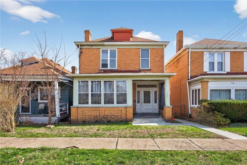 120 E 20th Ave, Munhall, PA, 15120-2518 | Card Image