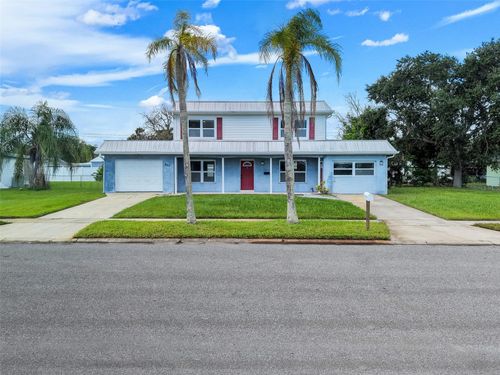 942 Chace Ln Ne, Palm Bay, FL, 32905-5503 | Card Image
