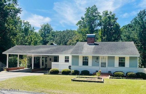 612 David St, Elizabethtown, NC, 28337-8815 | Card Image