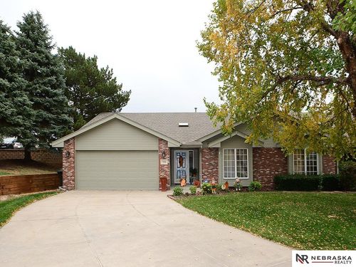 7001 S 156th Avenue Cir, Omaha, NE, 68136-1030 | Card Image
