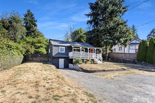 7804 S 128th St, Seattle, WA, 98178-4843 | Card Image