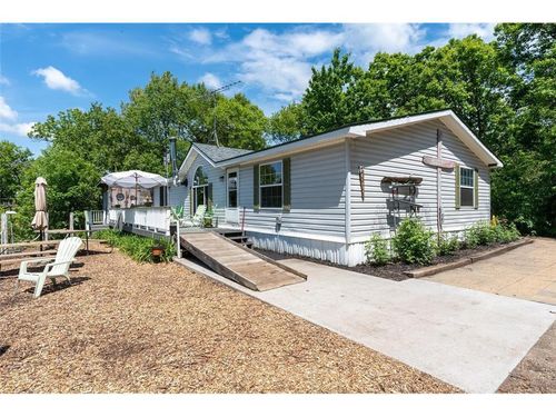 N1024 385th St, MAIDEN ROCK, WI, 54750-8635 | Card Image