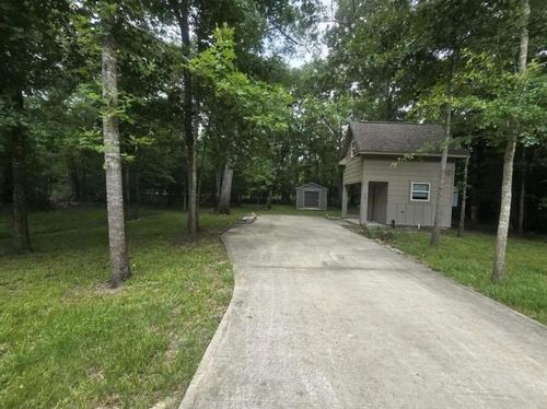 667 Miller Dr, Cleveland, TX, 77327-8251 | Card Image