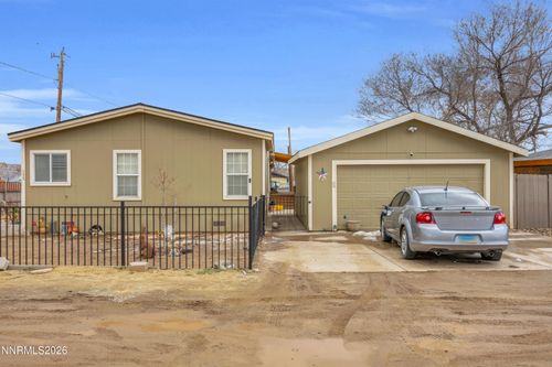 592 Morgan Cir, Sun Valley, NV, 89433-7224 | Card Image