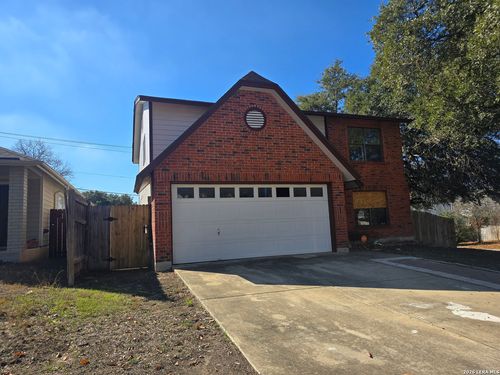 10475 Canyon Vlg, San Antonio, TX, 78245-3135 | Card Image