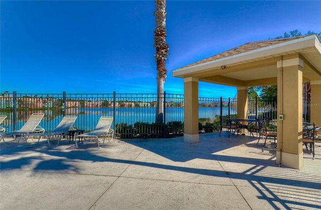 9304 Lake Chase Island Way, Condo with 3 bedrooms, 2 bathrooms and null parking in TAMPA FL | Image 52