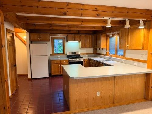 b-563 Forest Road, Wilton, NH, 03086 | Card Image