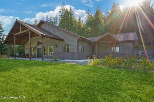 273 Paradise Valley Rd, Bonners Ferry, ID, 83805-5945 | Card Image