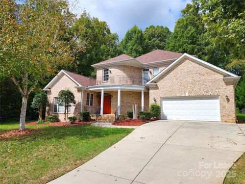 5524 Strabane Dr, Matthews, NC, 28104-8309 | Card Image