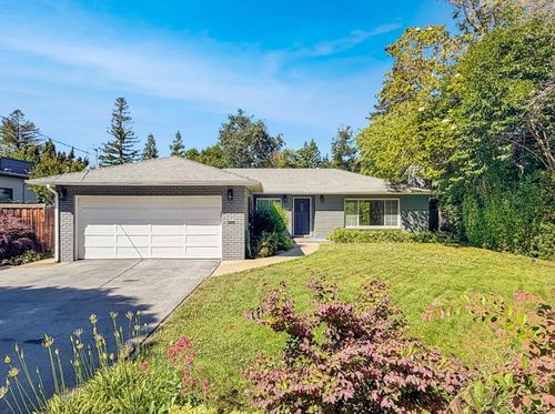 950 Olive Street, Menlo Park, CA, 94025 | Card Image